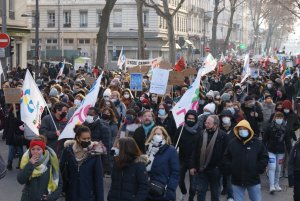 Grève unitaire et majoritaire le 13 janvier dans l'académie de Lyon : (…)
